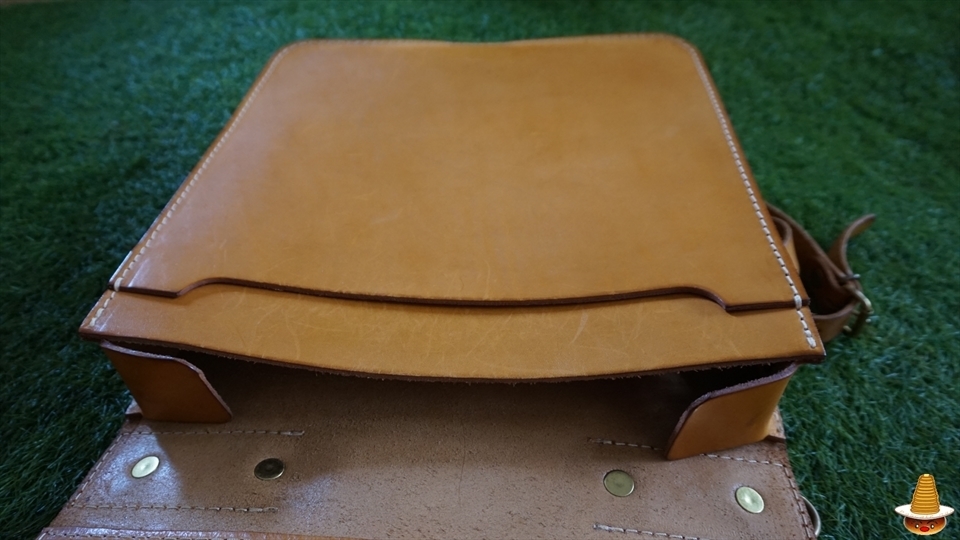 ノートパソコンをお洒落を持ち運ぼう♪後編 HERZ（ヘルツ） 前面3